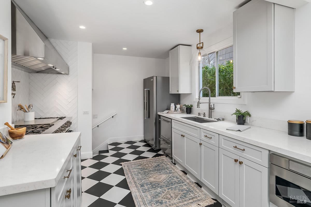 7 Rutherford Avenue San Anselmo CA 94960