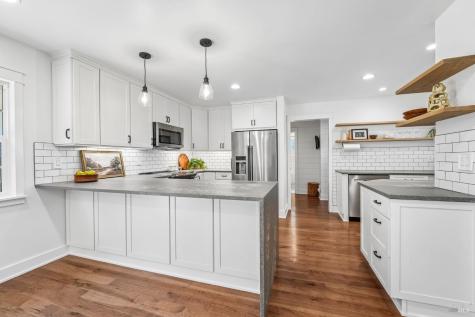 5430 Spain Avenue Santa Rosa CA 95409
