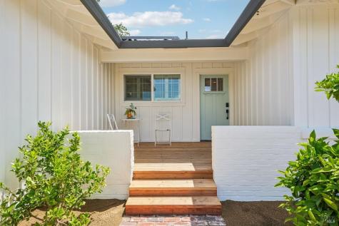 5430 Spain Avenue Santa Rosa CA 95409