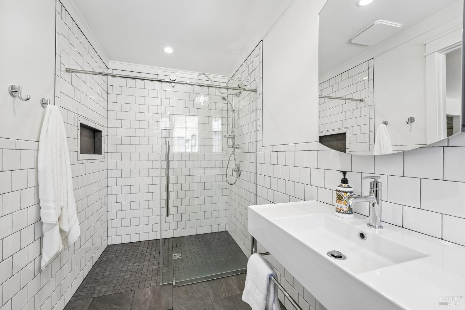 5430 Spain Avenue Santa Rosa CA 95409