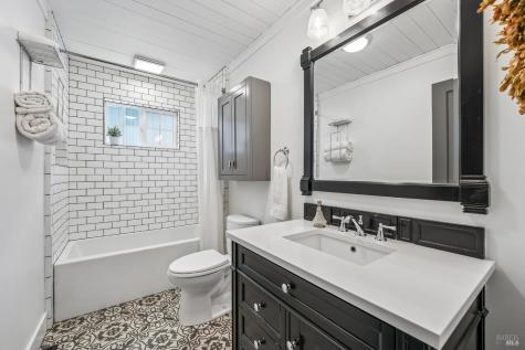 5430 Spain Avenue Santa Rosa CA 95409