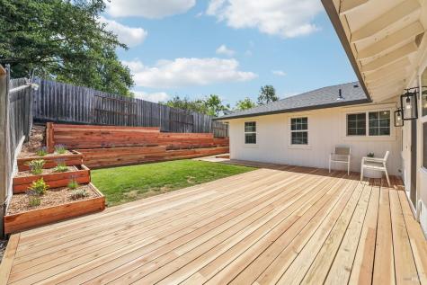 5430 Spain Avenue Santa Rosa CA 95409