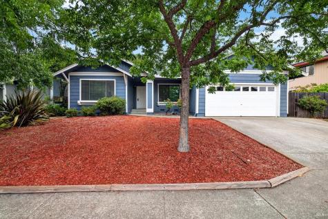 527 Mallory Avenue Windsor CA 95492