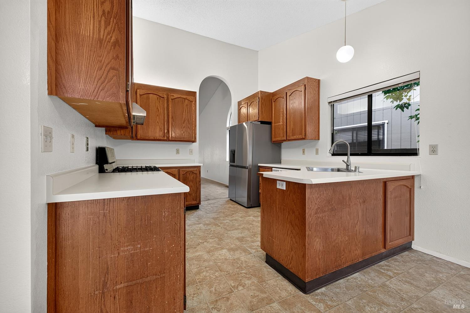 527 Mallory Avenue Windsor CA 95492