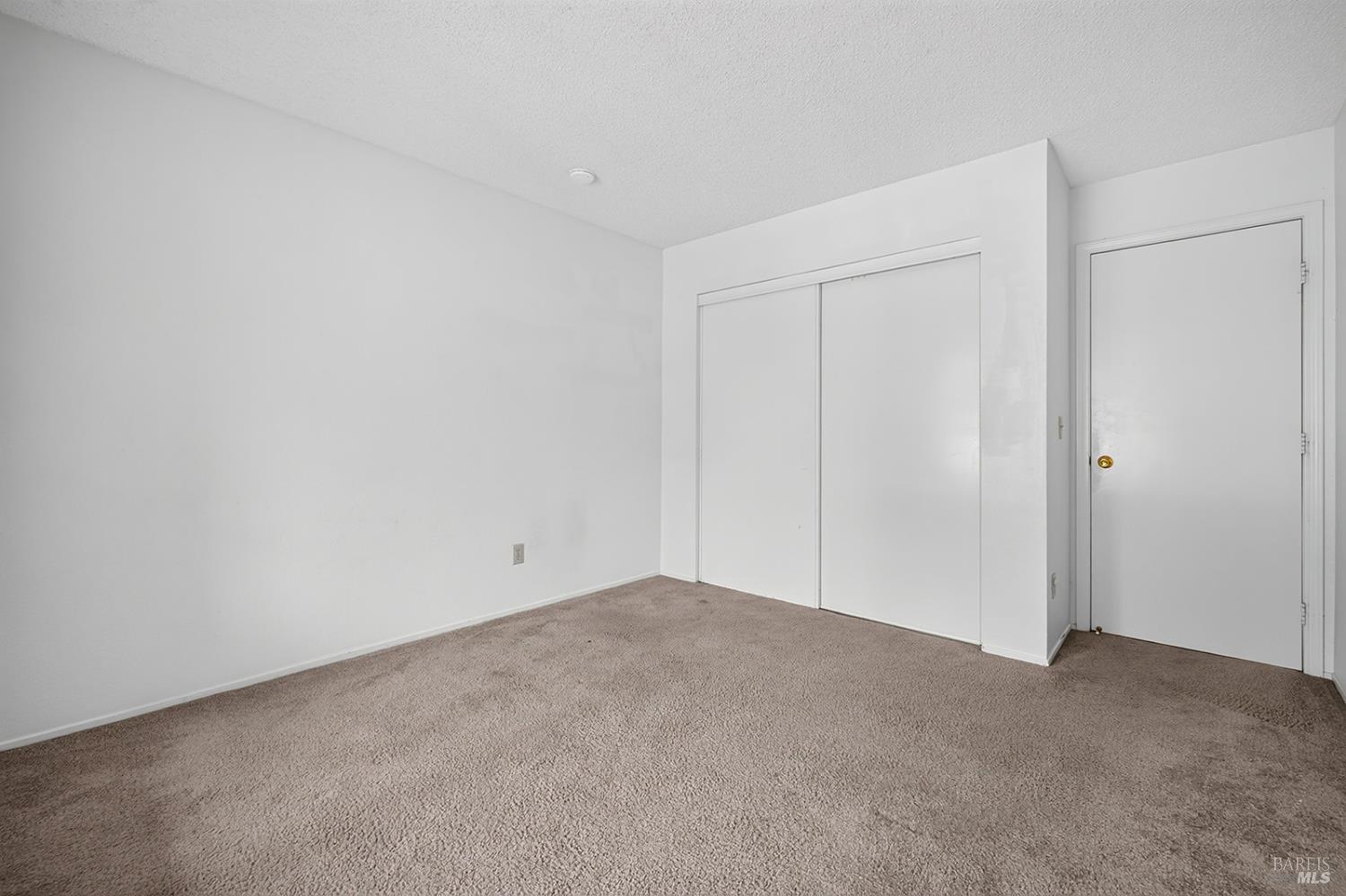 527 Mallory Avenue Windsor CA 95492