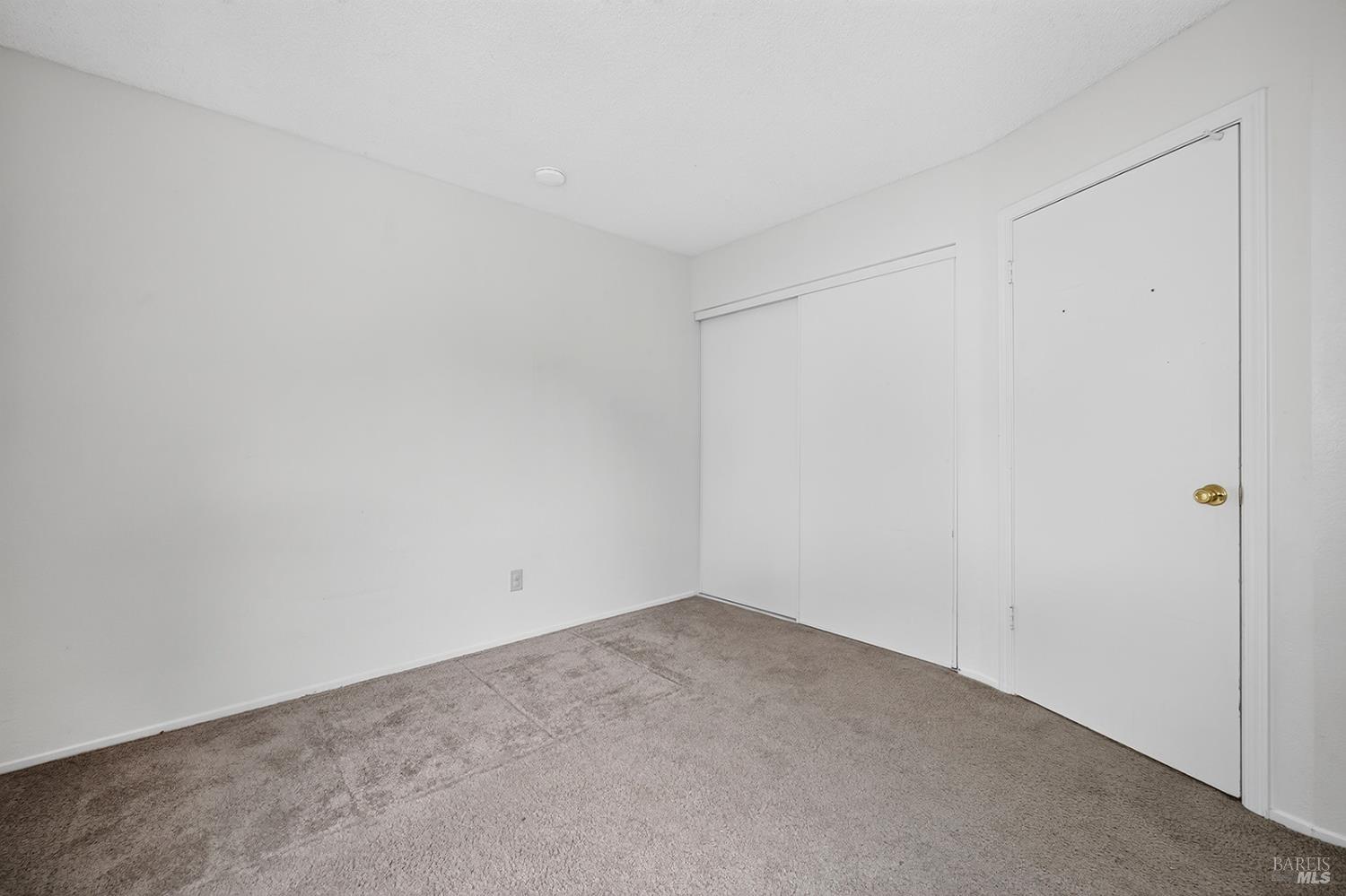 527 Mallory Avenue Windsor CA 95492