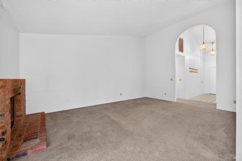 527 Mallory Avenue Windsor CA 95492