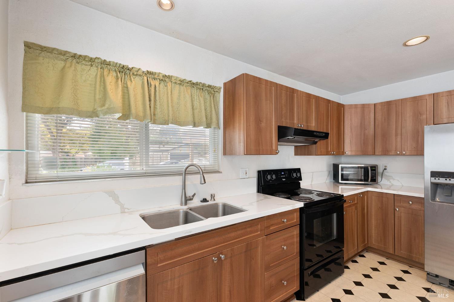107 Normandy Drive Vacaville CA 95687