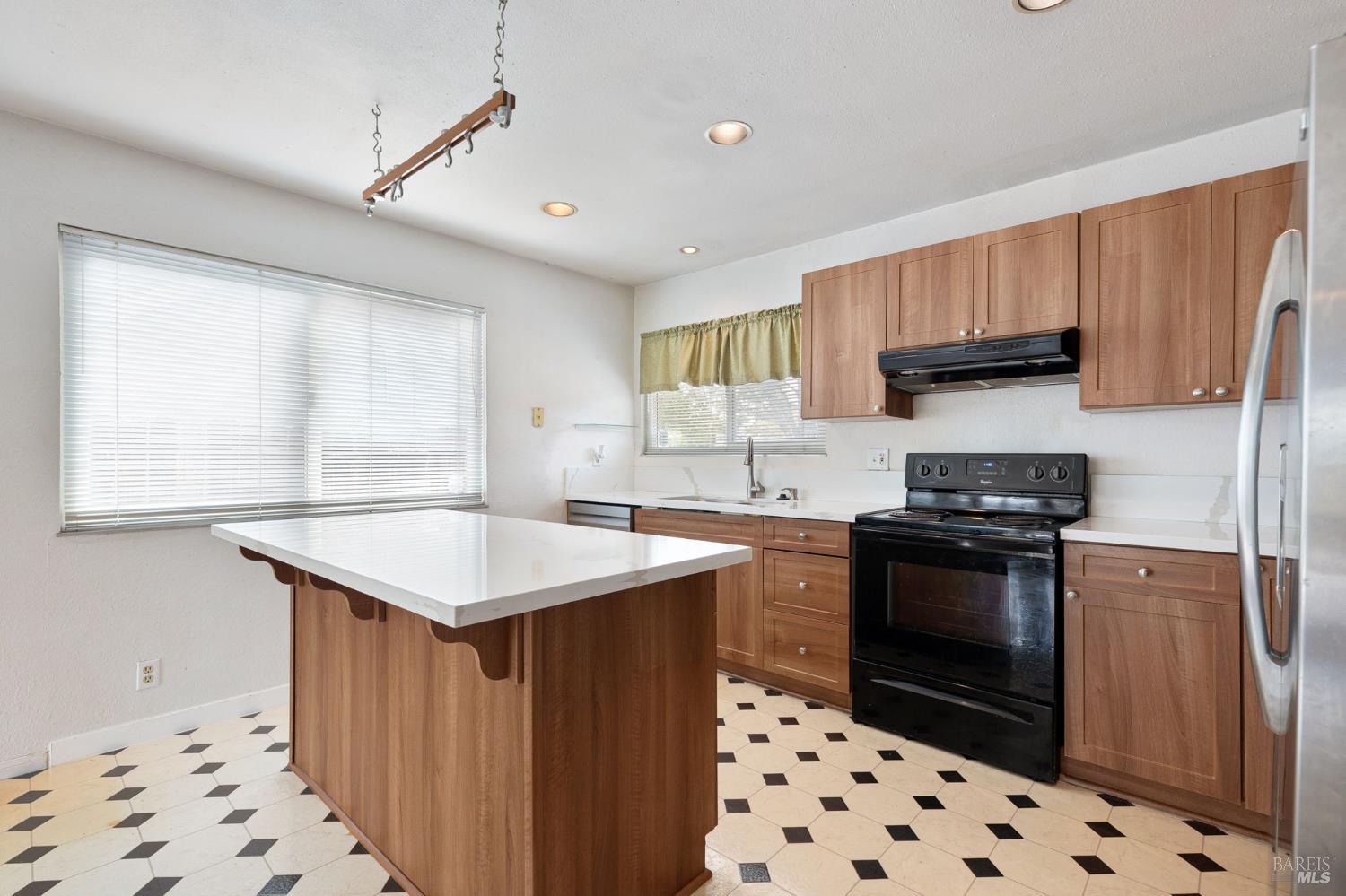 107 Normandy Drive Vacaville CA 95687