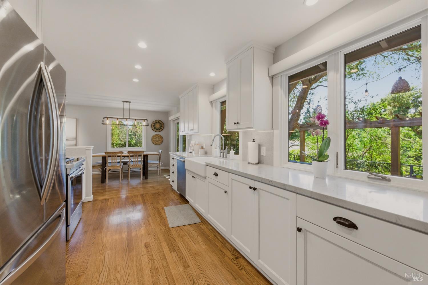 1145 Larkin Way Napa CA 94558