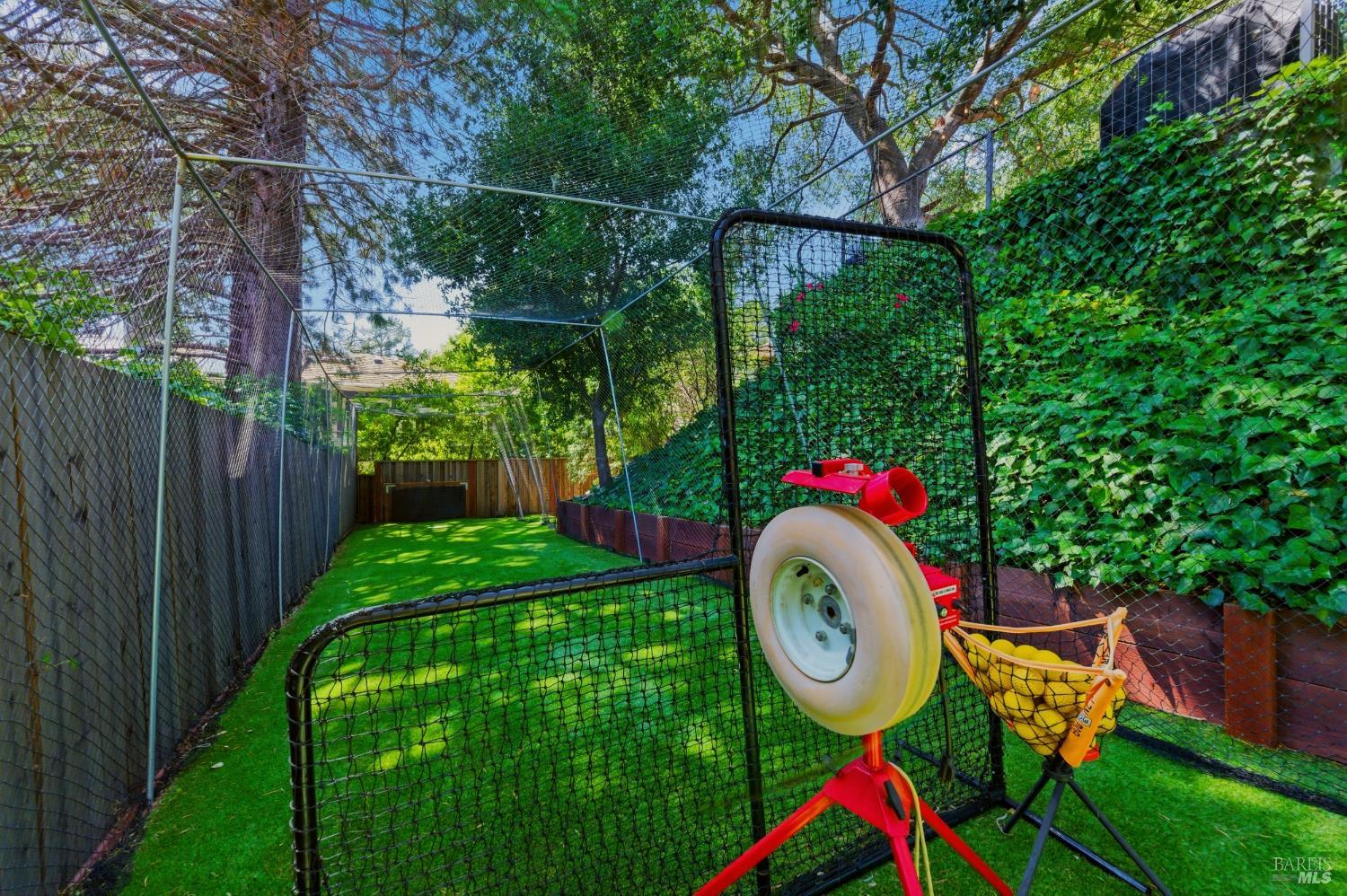 1145 Larkin Way Napa CA 94558