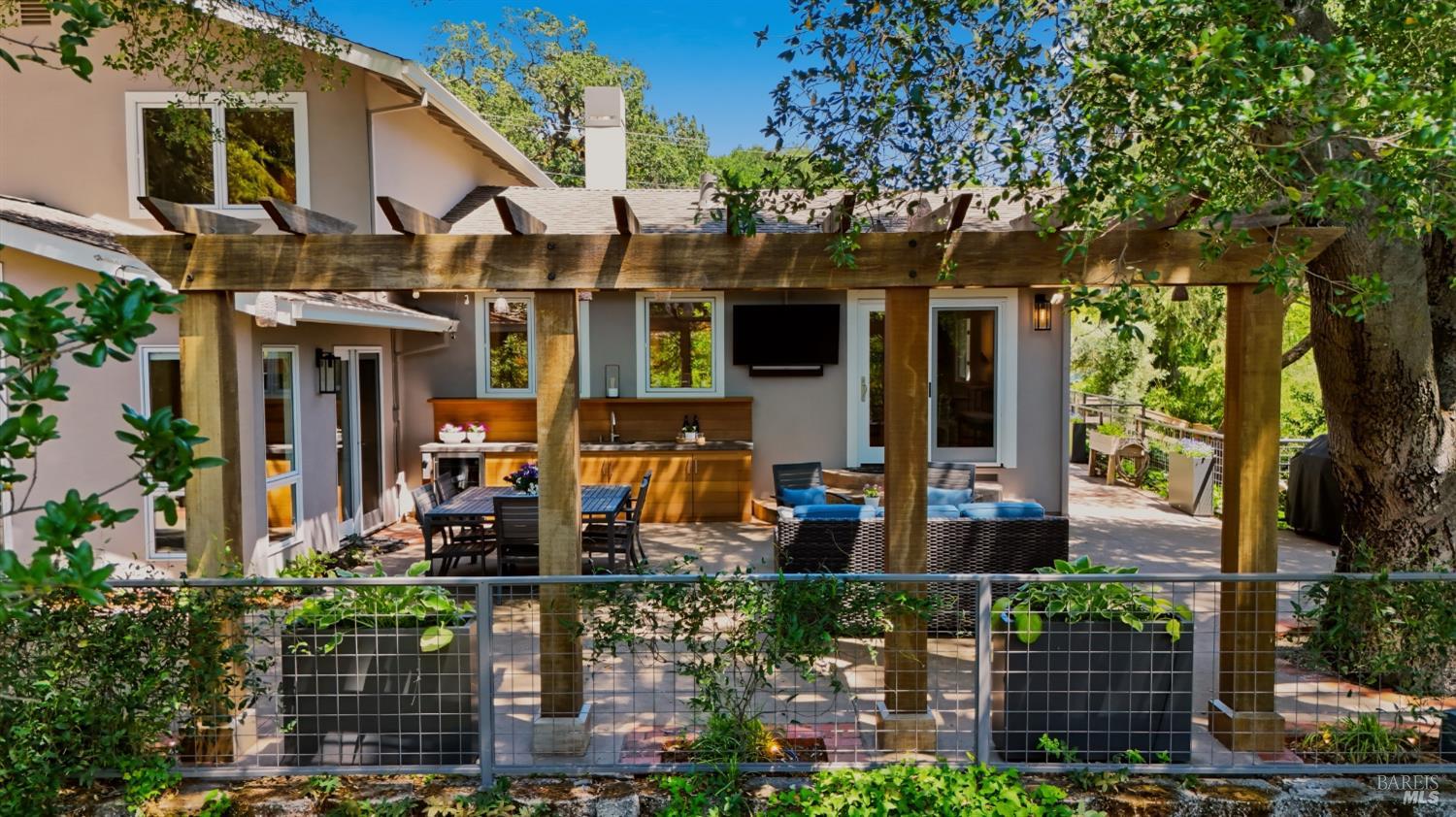 1145 Larkin Way Napa CA 94558