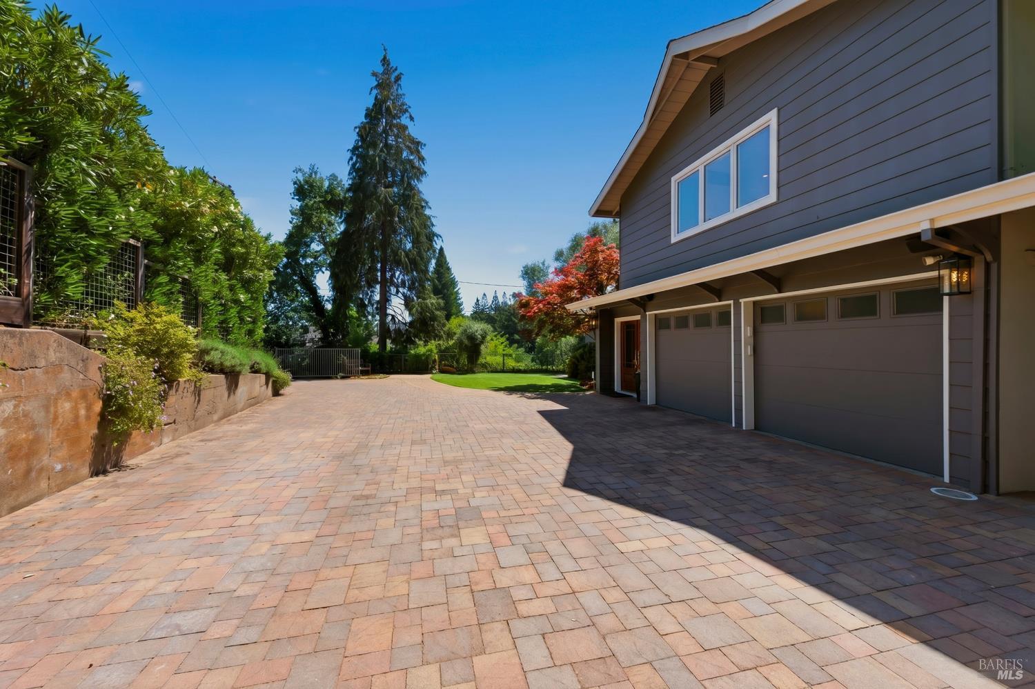 1145 Larkin Way Napa CA 94558