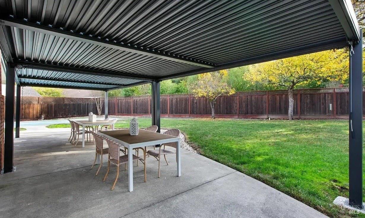 970 Glenwood Drive Sonoma CA 95476