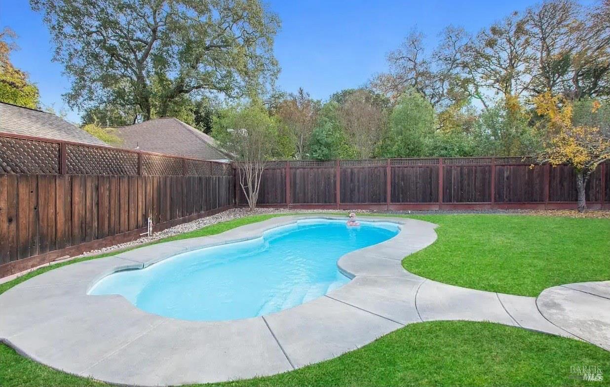 970 Glenwood Drive Sonoma CA 95476