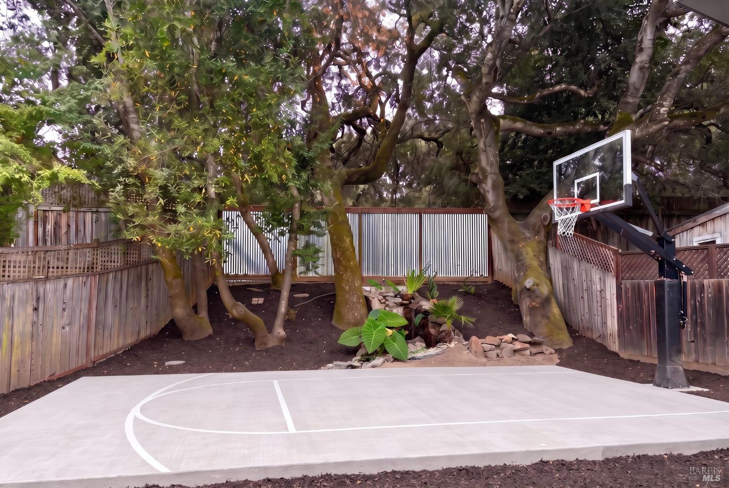 970 Glenwood Drive Sonoma CA 95476