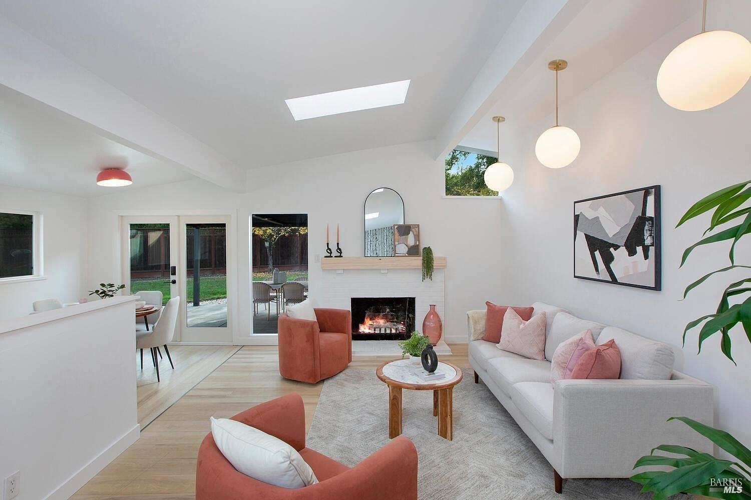 970 Glenwood Drive Sonoma CA 95476