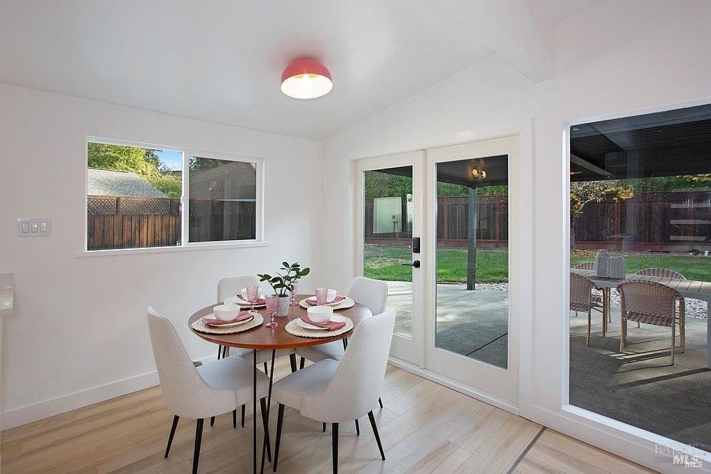 970 Glenwood Drive Sonoma CA 95476