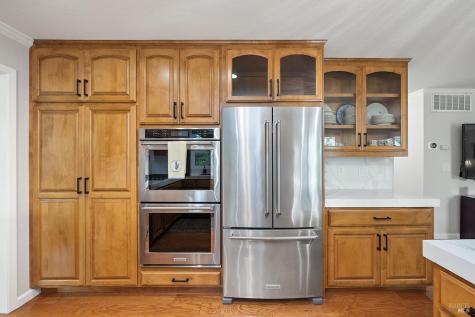 8091 Hill Drive Sebastopol CA 95472