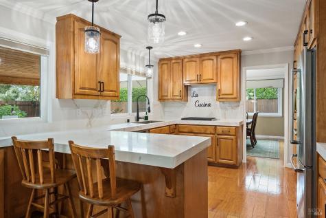 8091 Hill Drive Sebastopol CA 95472