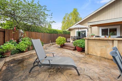 8091 Hill Drive Sebastopol CA 95472