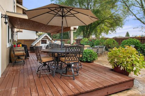 8091 Hill Drive Sebastopol CA 95472