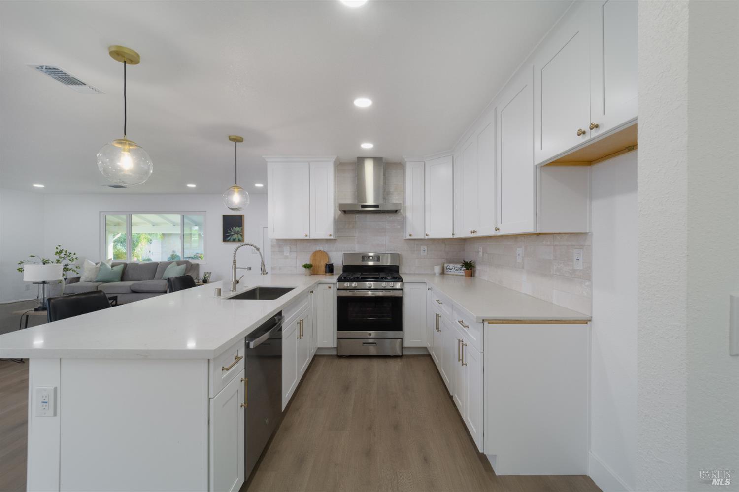 1061 Mockingbird Court Fairfield CA 94533