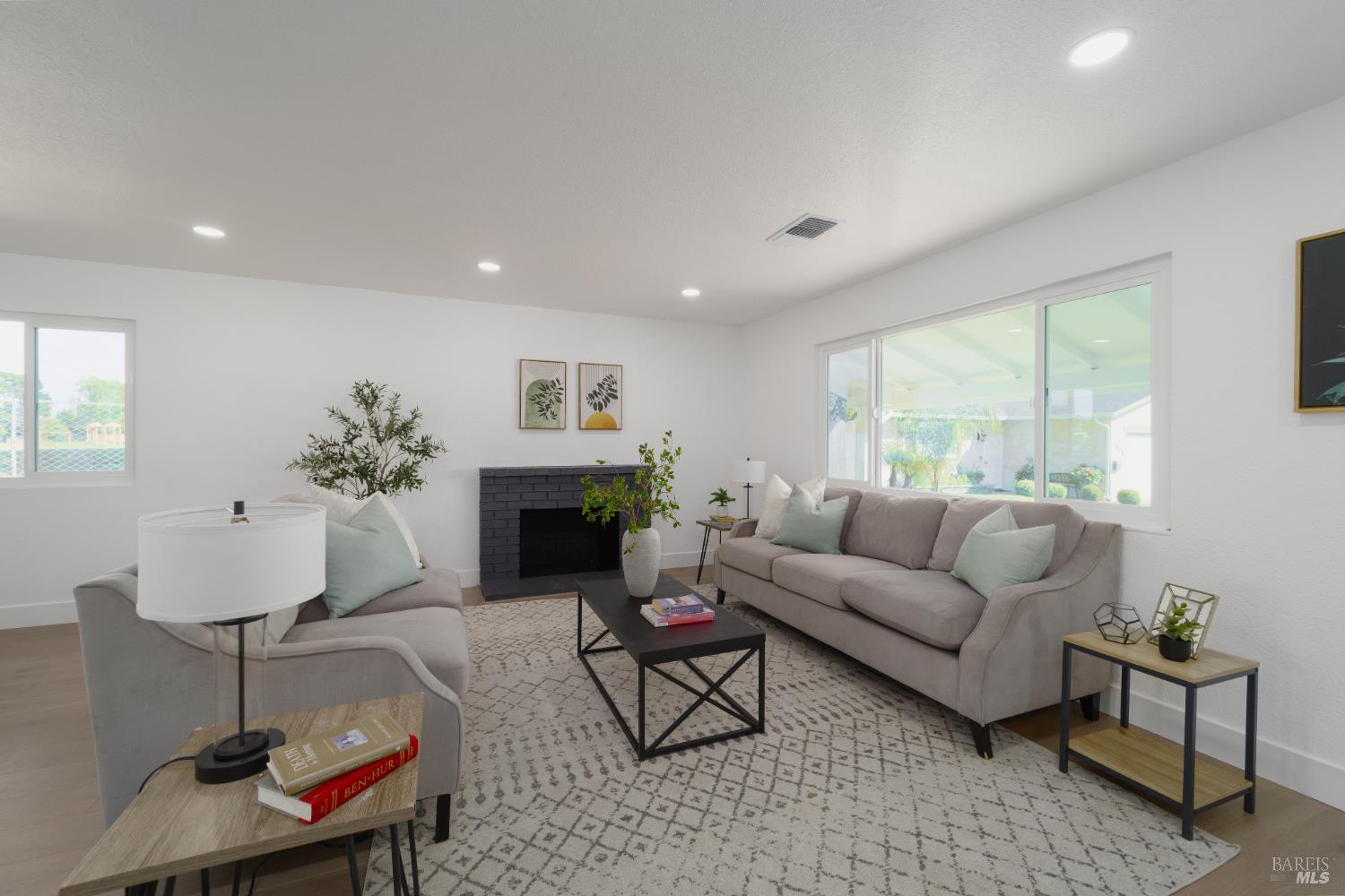 1061 Mockingbird Court Fairfield CA 94533