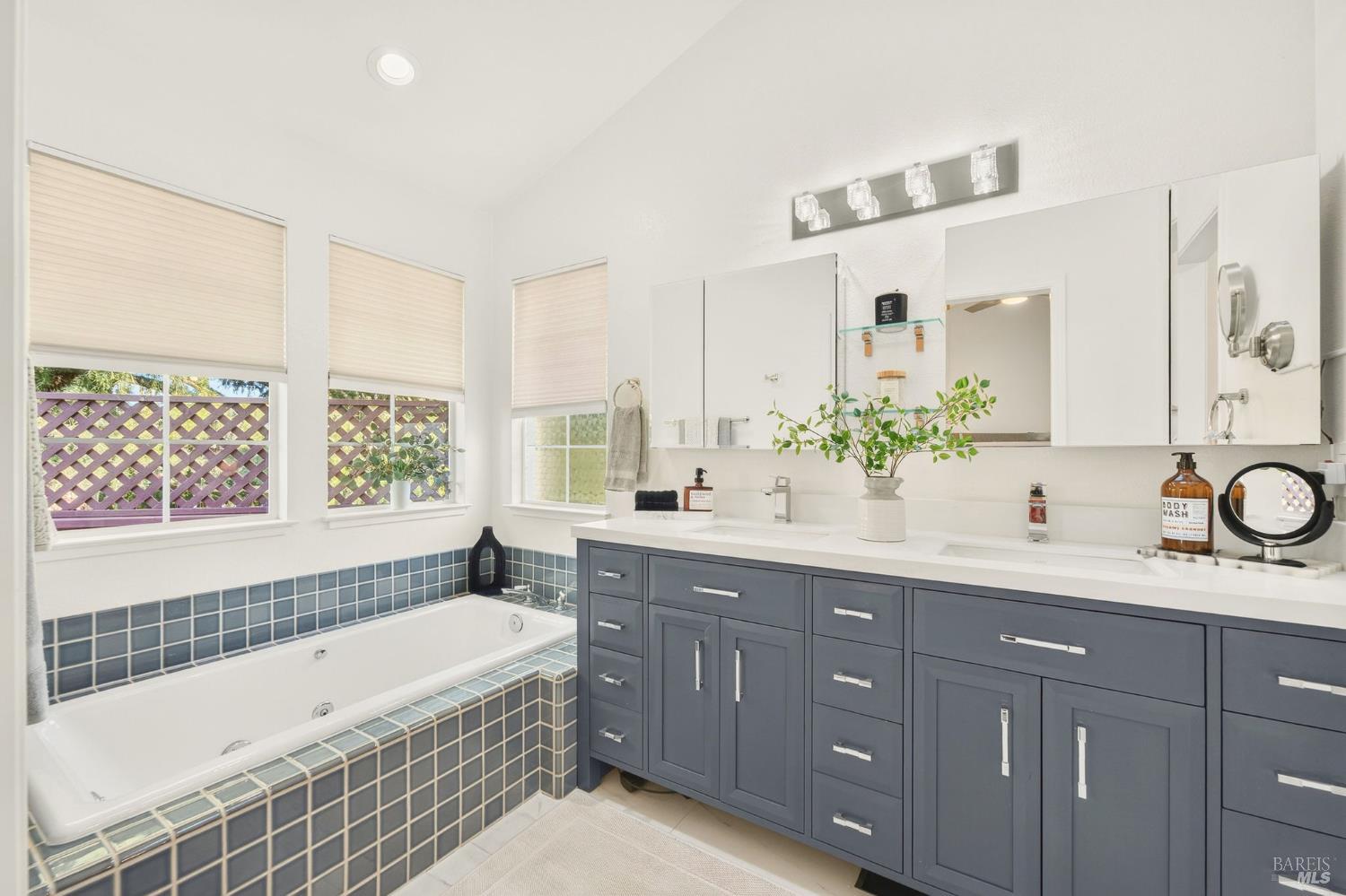 14 Clement Court Napa CA 94558