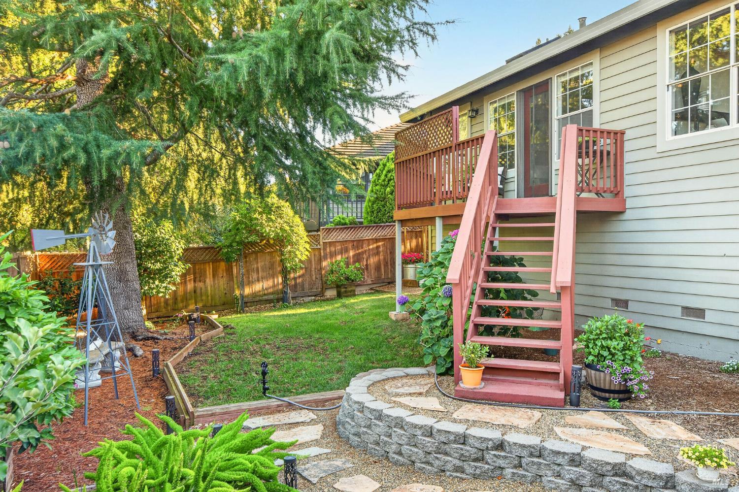 14 Clement Court Napa CA 94558