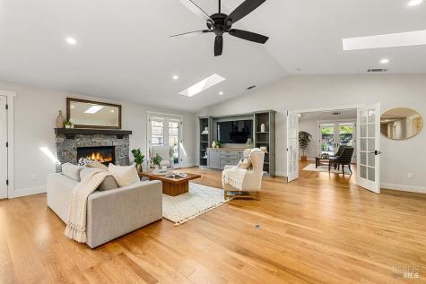 6577 Bennett Valley Road Santa Rosa CA 95404