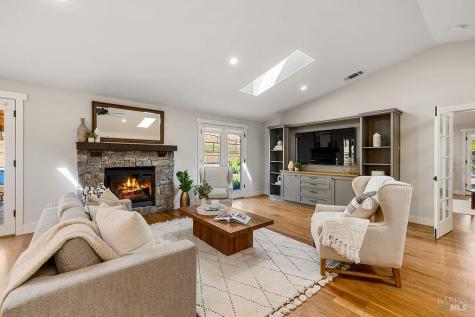 6577 Bennett Valley Road Santa Rosa CA 95404