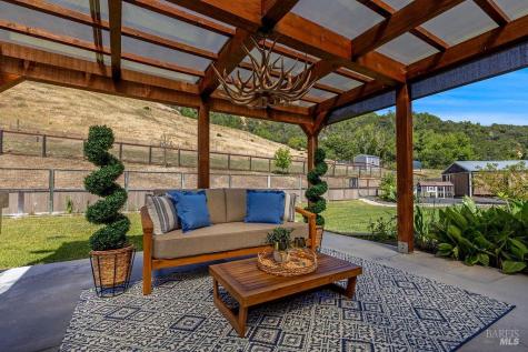 6577 Bennett Valley Road Santa Rosa CA 95404