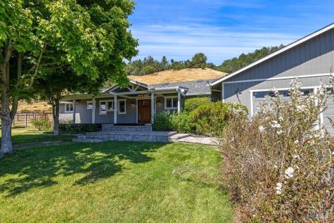 6577 Bennett Valley Road Santa Rosa CA 95404