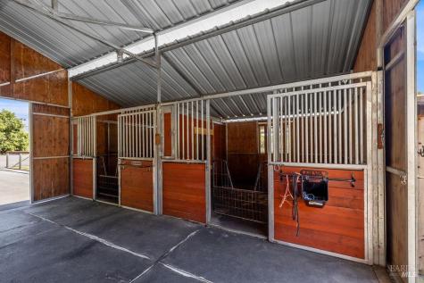 6577 Bennett Valley Road Santa Rosa CA 95404