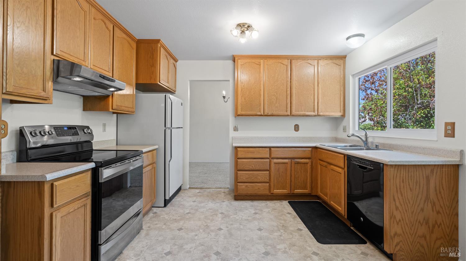 2347 Maria Luz Court W Santa Rosa CA 95401