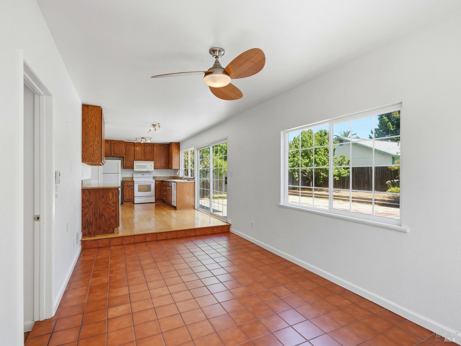 8460 Lancaster Drive Rohnert Park CA 94928