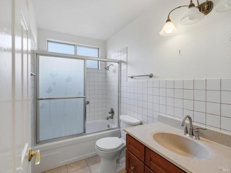 8460 Lancaster Drive Rohnert Park CA 94928