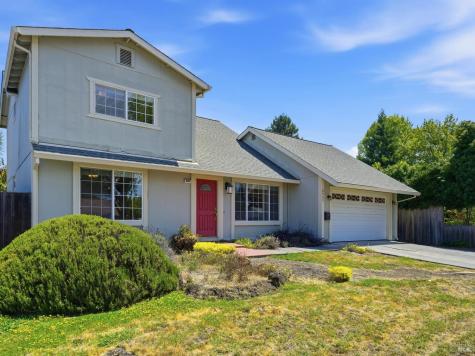 8460 Lancaster Drive Rohnert Park CA 94928