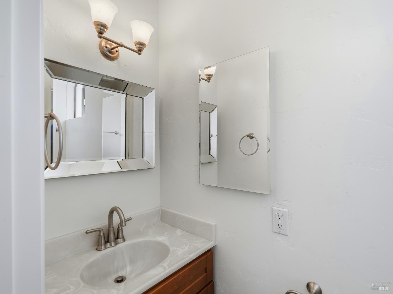 8460 Lancaster Drive Rohnert Park CA 94928