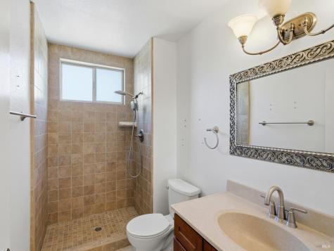 8460 Lancaster Drive Rohnert Park CA 94928