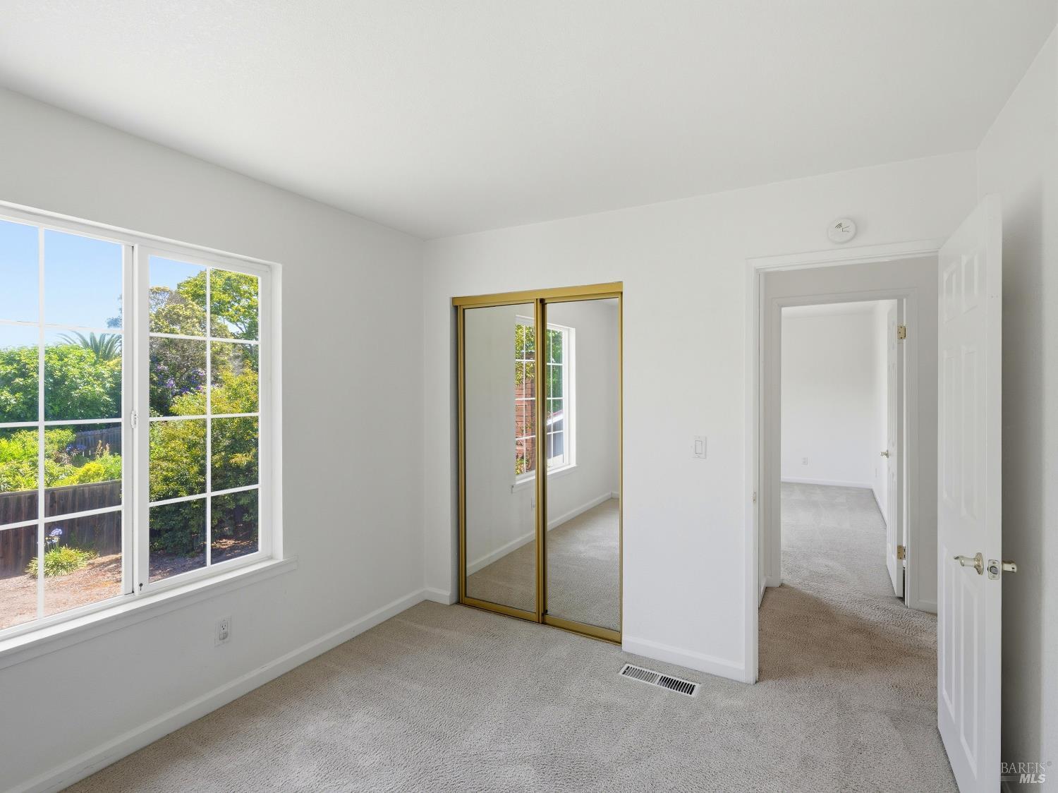 8460 Lancaster Drive Rohnert Park CA 94928