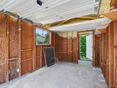 8460 Lancaster Drive Rohnert Park CA 94928
