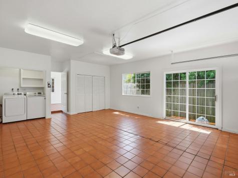 8460 Lancaster Drive Rohnert Park CA 94928