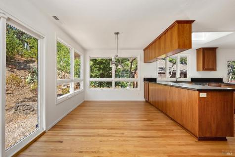 35 Salvador Way San Rafael CA 94903