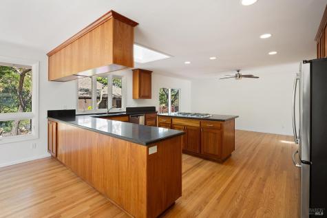 35 Salvador Way San Rafael CA 94903