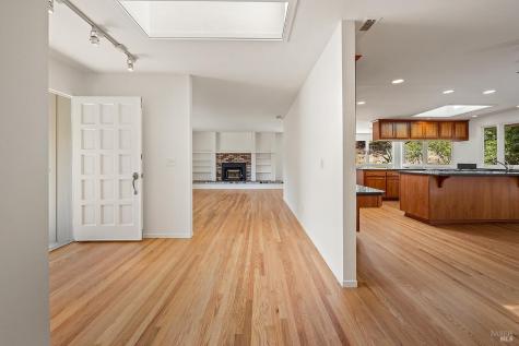 35 Salvador Way San Rafael CA 94903