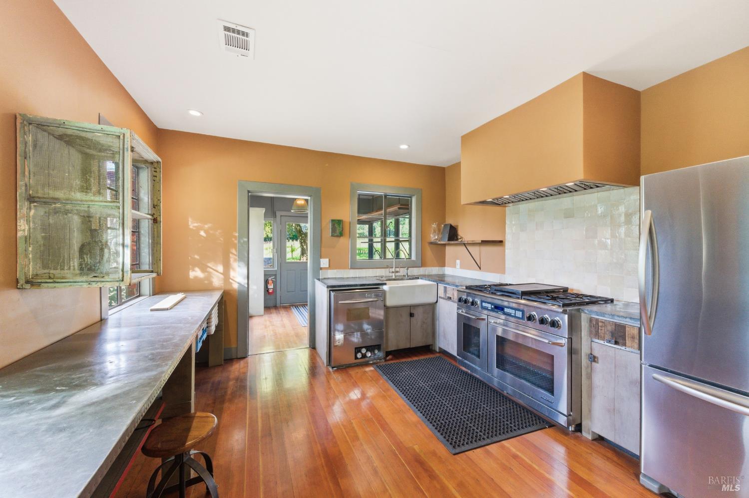425 Cold Springs Road Angwin CA 94508