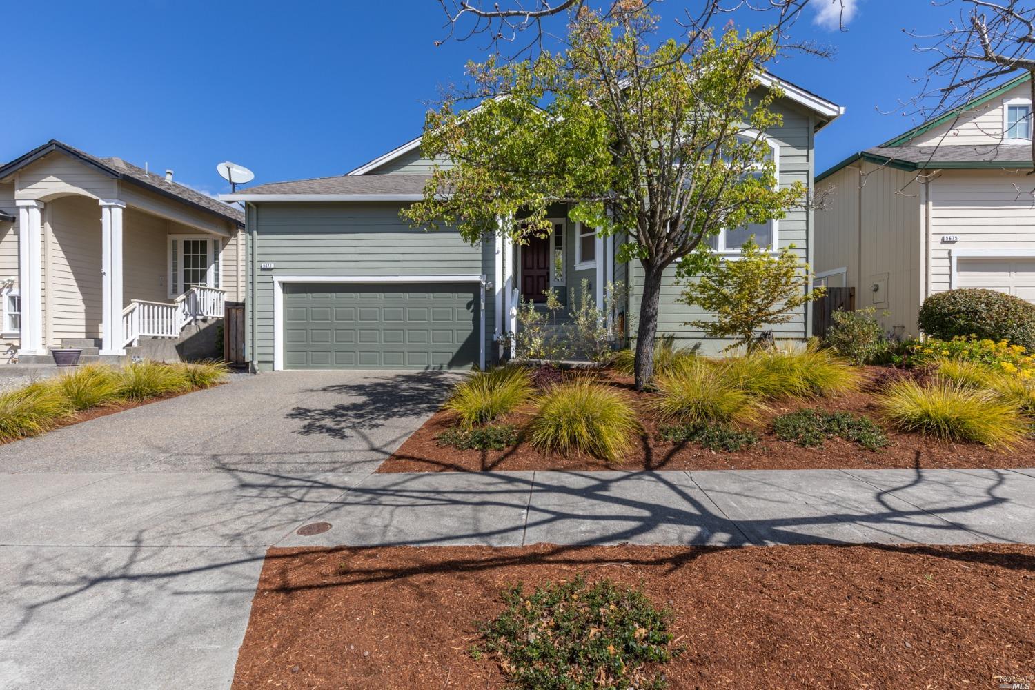 5671 Raters Drive Santa Rosa CA 95409