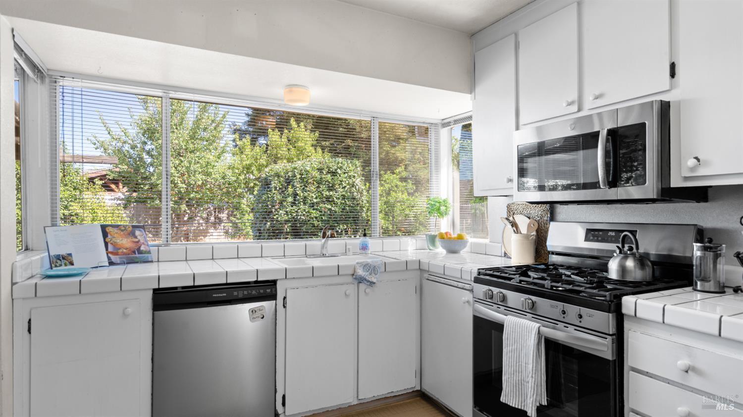 1355 Hemingway Court Dixon CA 95620